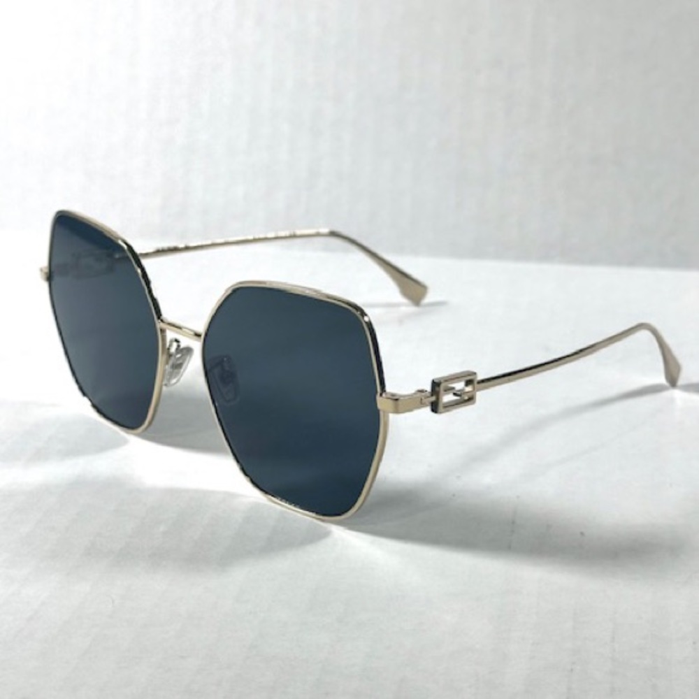 Fendi FE 40033U 10A Sunglasses New Authentic